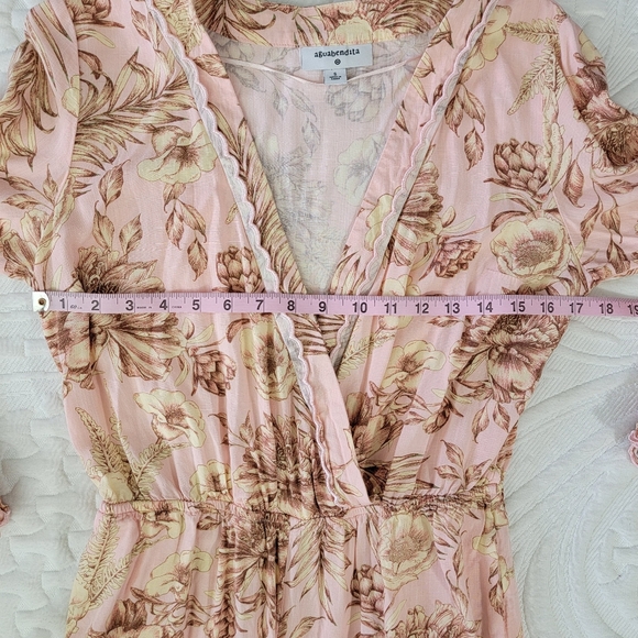 Agua Bendita By Target Women's Romantic Floral Print Bell Sleeve Romper SZ Small - Picture 13 of 15